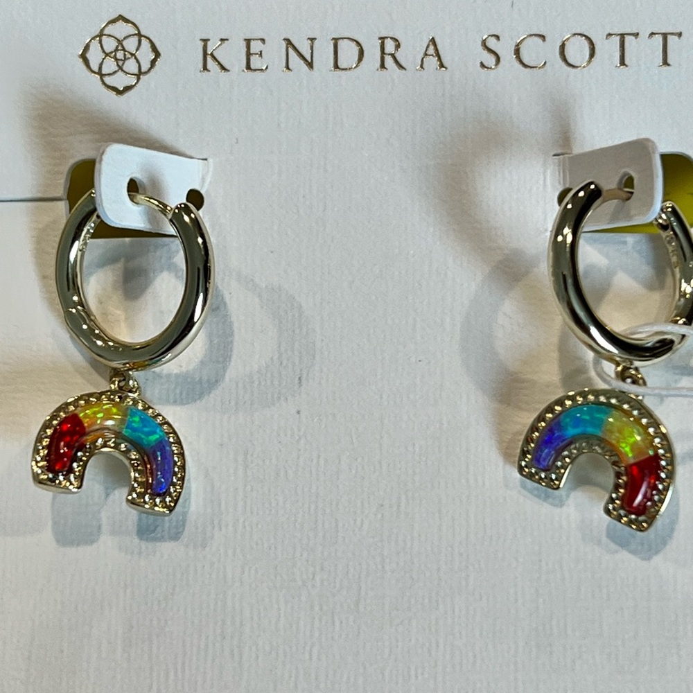 NWT Kendra Scott Rainbow Huggie Hoop Earrings RARE & Multi Opal Yellow Gold WOW! - Picture 5 of 9